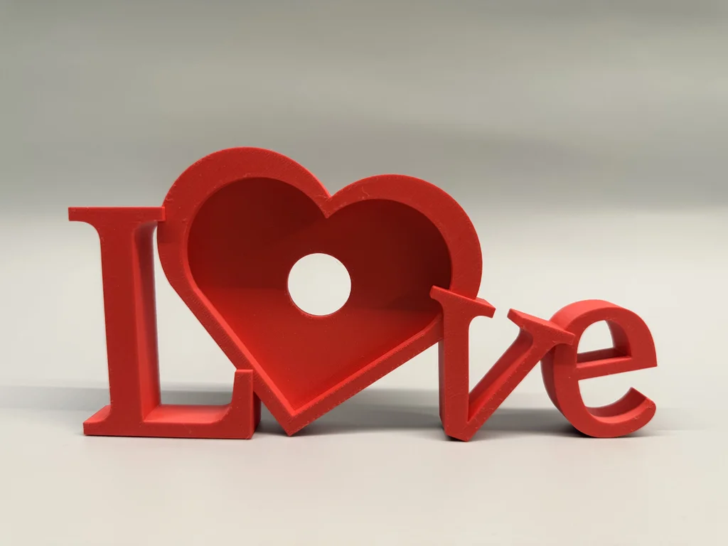 „LOVE” 3D Nyomtatott Fényképtartó és Asztali Dekoráció